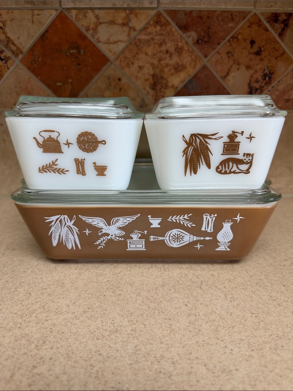 Pyrex Early American Fridge Set Fridgies
